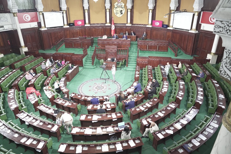 قبل العطلة البرلمانية..   هل تتم المصادقة على المراسيم الرئاسية؟